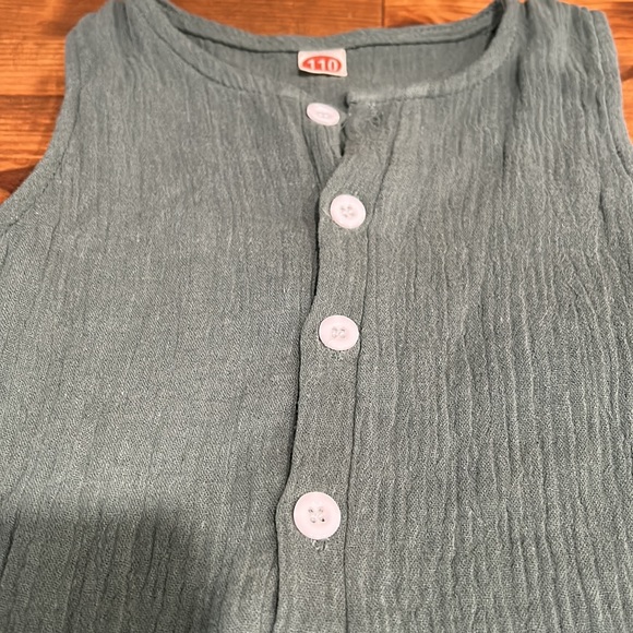 Sage green one piece infant outfit.  Size 18 months. - Picture 5 of 6